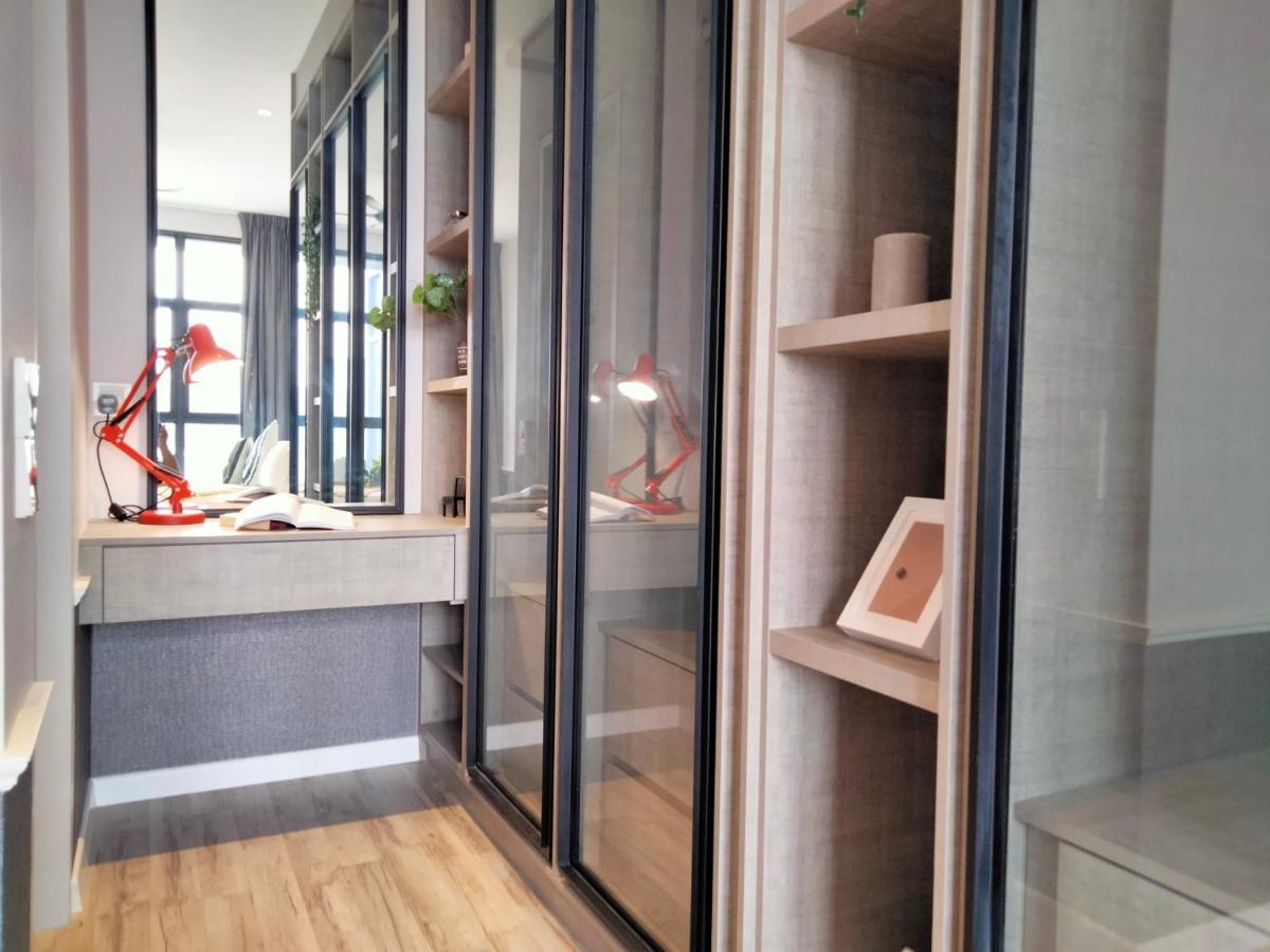 Apartment Millerz Square 2br 4pax Midvalley, Old Klang Road *