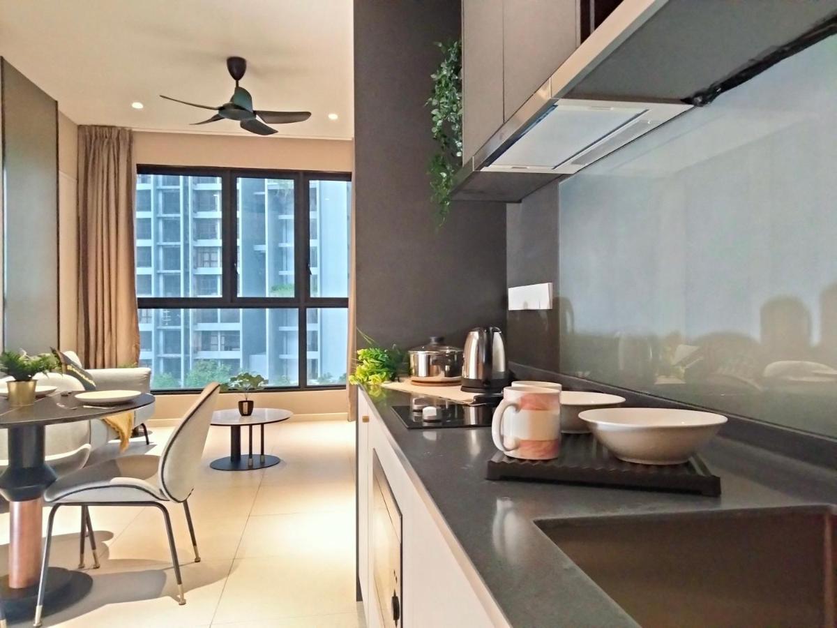 Apartment Millerz Square 2br 4pax Midvalley, Old Klang Road *